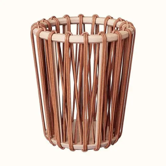 Un coș de gunoi Hermes costă cât 10 Iphone-uri