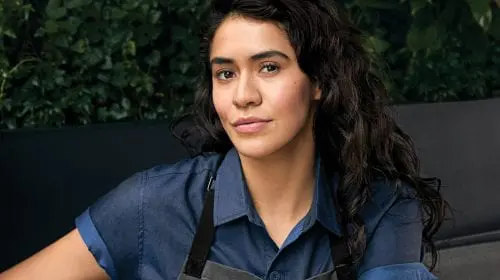 Femei-bucătar faimoase care „pictează” farfurii și alintă papile gustative