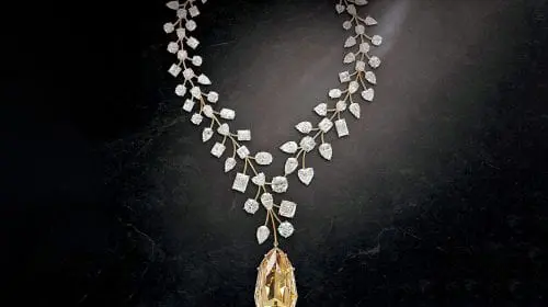 Cel mai scump colier cu diamante din lume
