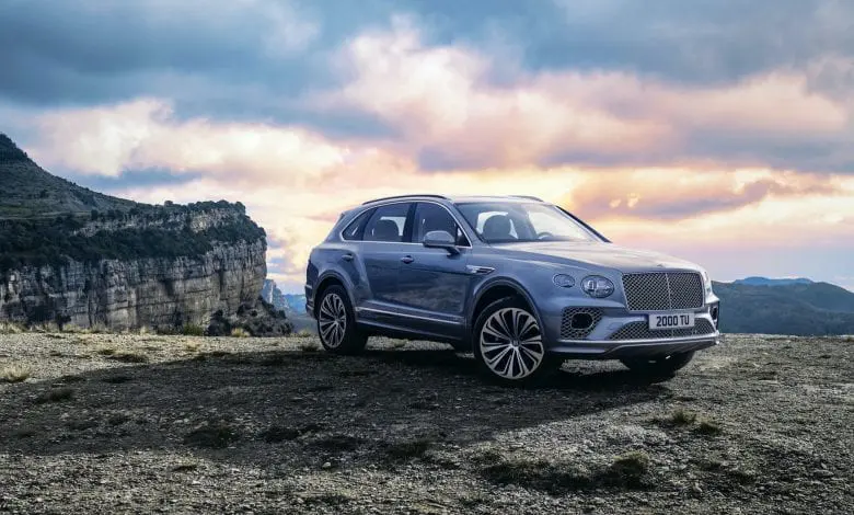 Bentley dezvăluie detalii despre noul SUV de lux Bentayga V8