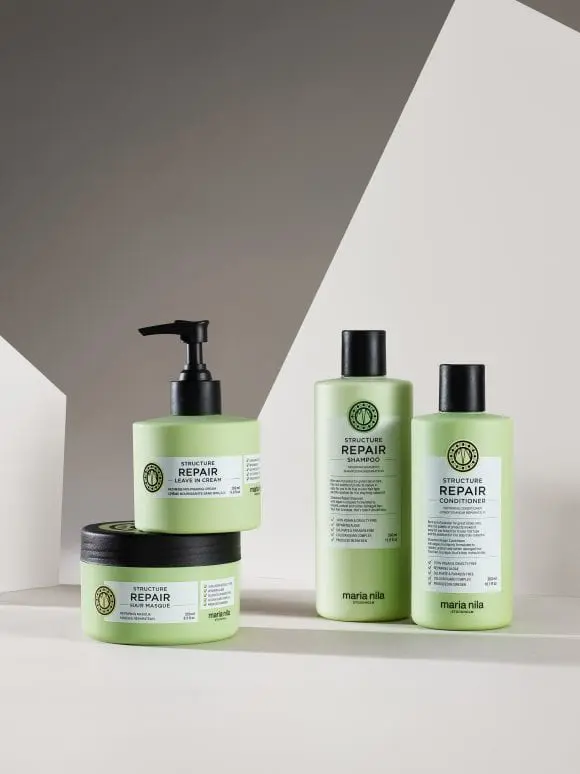 Reparare intensă, până la ultima șuviță de păr, cu Maria Nila