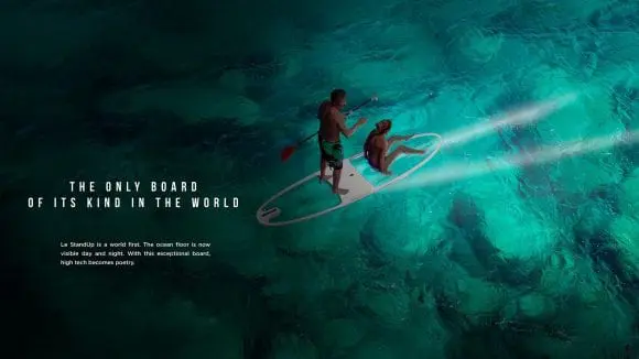 Le StandUp – Placă transparentă spectaculoasă, cu iluminare LED