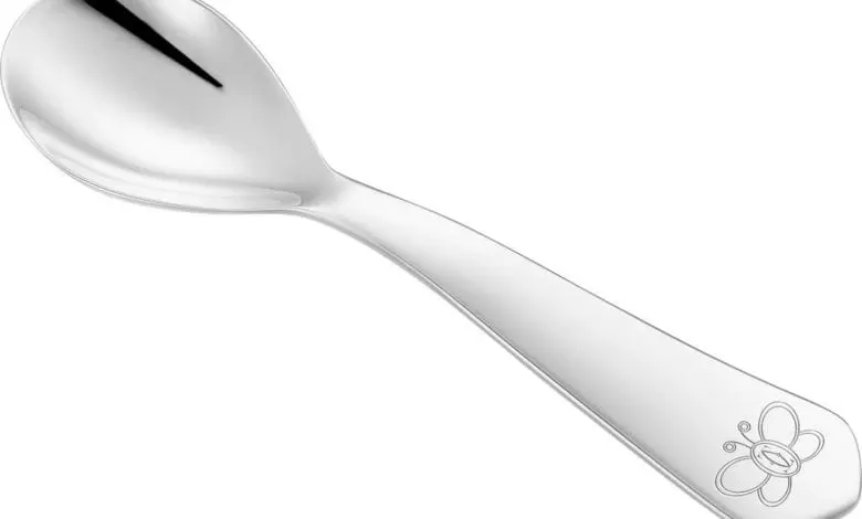 Lingurița Cartier Baby din argint se vinde cu 330 de dolari