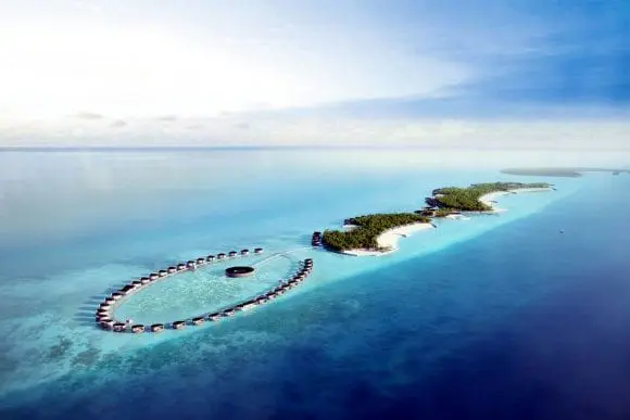 Ritz-Carlton pregătește deschiderea unui resort spectaculos în Maldive