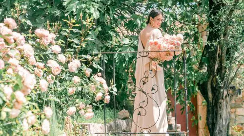 Cărți, Dulciuri și Flori  – „Create Beauty Retreat” – Simplitate, Eleganță și Grație