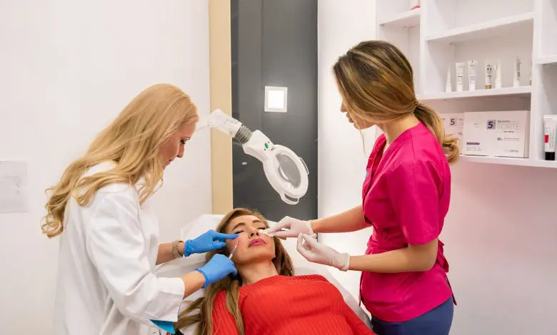 Descoperă tratamentul revoluționar de întinerire a feței, gâtului, decolteului și mâinilor!