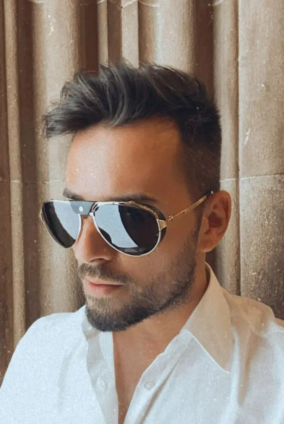 Vlad Gordan – Ochelarii sunt tușa finală a oricărei ținute
