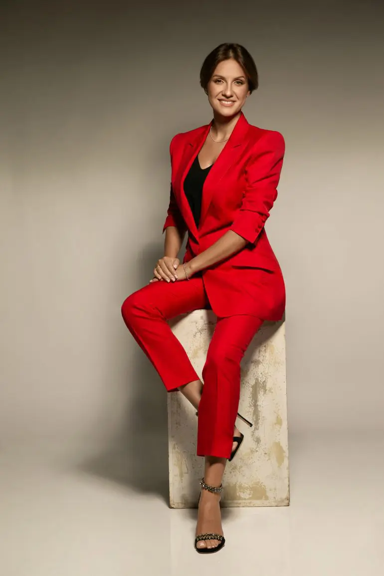 Dr. Adina Negoiță