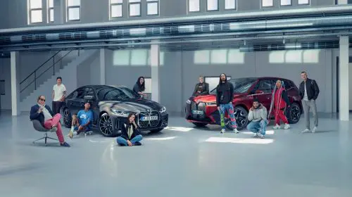 Lansarea campaniei „Moving Minds”: creatori renumiţi și conţinut dedicat noilor BMW iX şi BMW i4