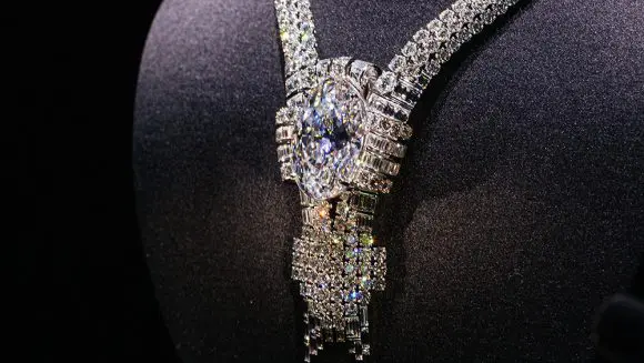 Tiffany & Co a dezvăluit cel mai scump colier din istoria brandului