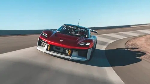 Porsche urmăreşte titluri în Formula E şi în Campionatul Mondial de Anduranță