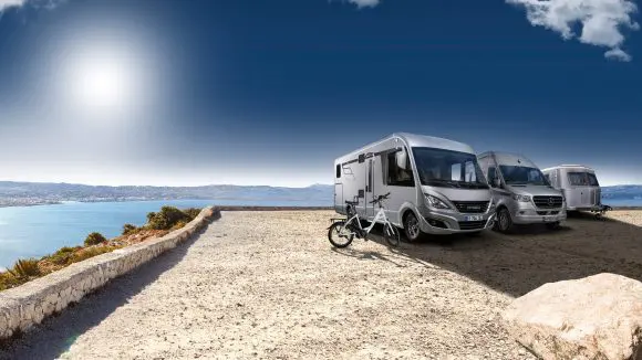 Mercedes-Benz – Fiți în trend! Alegeți excelența!