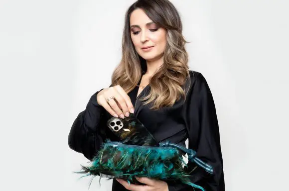 Mirela Dumitru: „Am învățat să mă adaptez și să privesc cu încredere spre viitor”