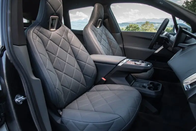  BMW Group se alătură Leather Working Group pentru aprovizionarea responsabilă şi durabilă cu piele