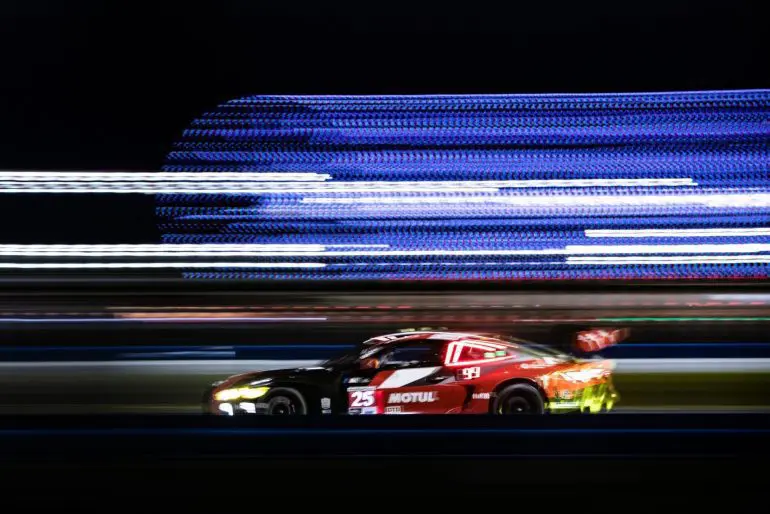 Test dificil: BMW M Team RLL a încheiat cursa de 24 de ore de la Daytona cu ambele MOTUL BMW M4 GT3