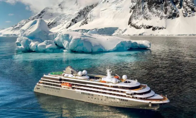 Primul meci de tenis din Antarctica va avea loc pe un vas de croazieră