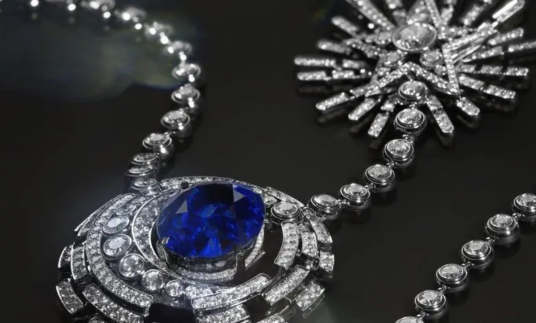 Chanel sărbătorește 90 de ani de producție de bijuterii cu noua sa colecție din 1932