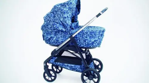 Dior lansează Baby Dior – un cărucior pentru bebeluși în valoare de 5000 de dolari