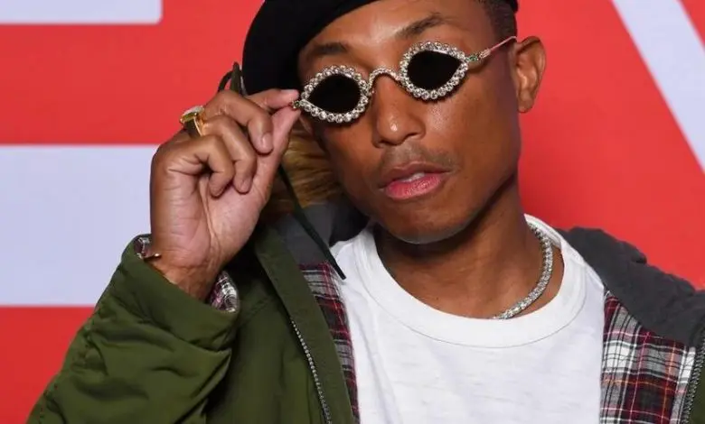 Pharrell Williams și Tiffany & Co. lansează ochelari de soare cu diamante de 25 de carate