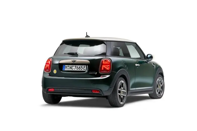  Profil mai clar, caracter autentic: noile modele MINI Edition