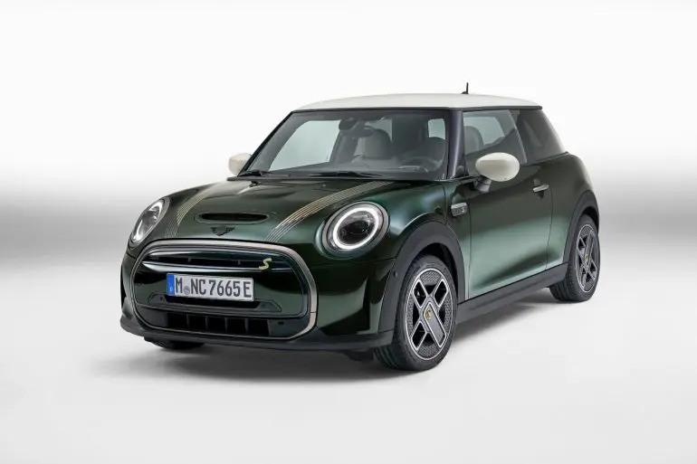  Profil mai clar, caracter autentic: noile modele MINI Edition