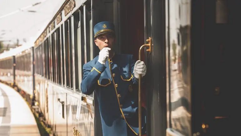 Sărbătoriți cu Veuve Clicquot într-o călătorie ca în povești între Franța și Italia: Venice Simplon-Orient-Express