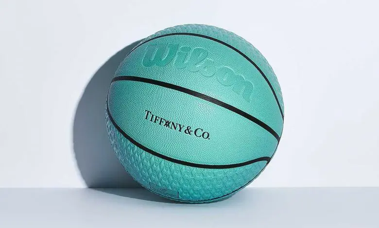 Tiffany & Co. celebrează istoria trofeelor NBA