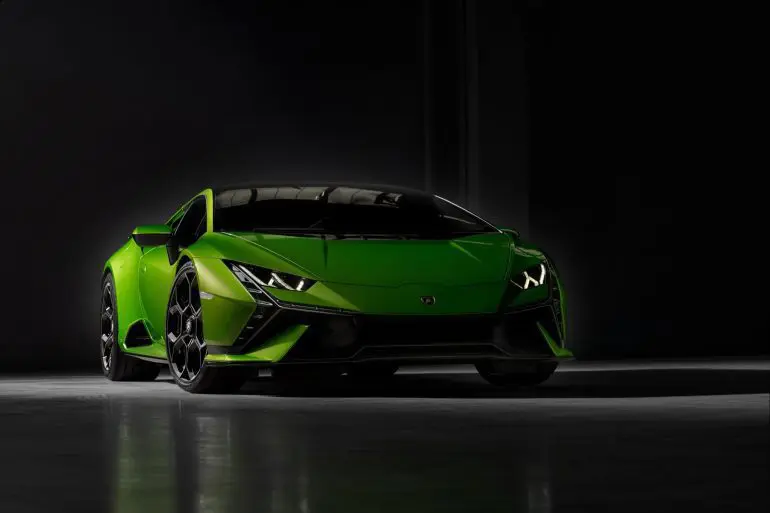 Automobili Lamborghini prezintă Huracán Tecnica: conceput și realizat pentru a oferi tot ce este mai bun din două lumi