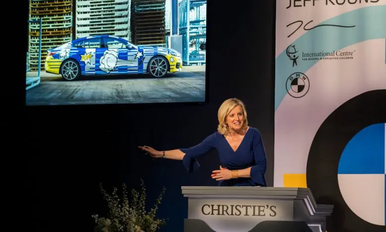 Singurul BMW THE 8 X JEFF KOONS semnat de artist este vândut cu 475.000 de dolari la o licitaţie caritabilă Christie’s ce a avut loc la New York