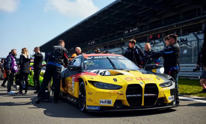 Podium monopolizat de BMW M4 GT3 – victorie pentru ROWE Racing, BMW Junior Team şi Walkenhorst Motorsport au completat Top 3