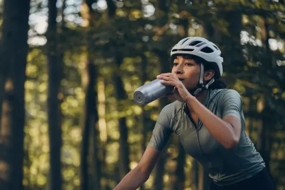 Waterdrop România încurajează hidratarea și stilul de viață activ lansând gama SPORTS