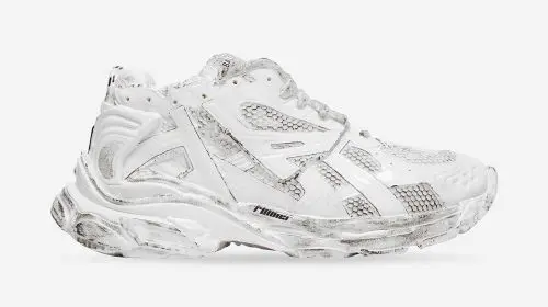 Balenciaga Runner sunt literalmente o operă de artă