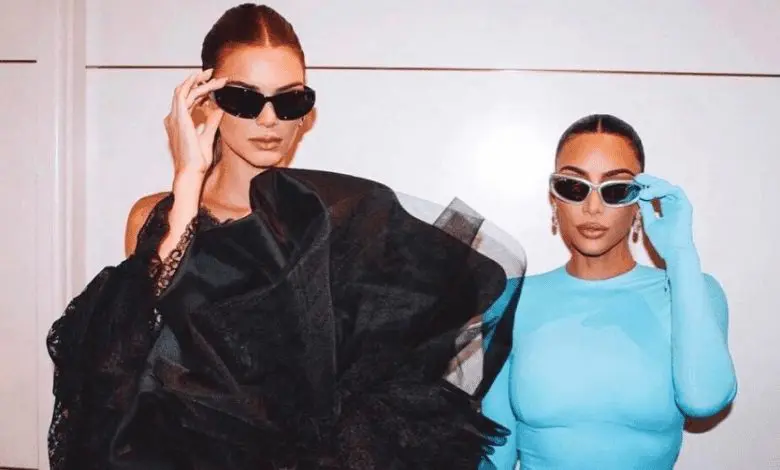 La Premiile Oscar se poartă…Balenciaga!