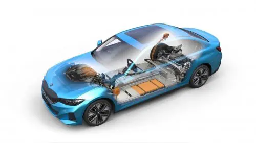 Primul BMW Seria 3 electric, creat special pentru China: noul BMW i3 eDrive35L