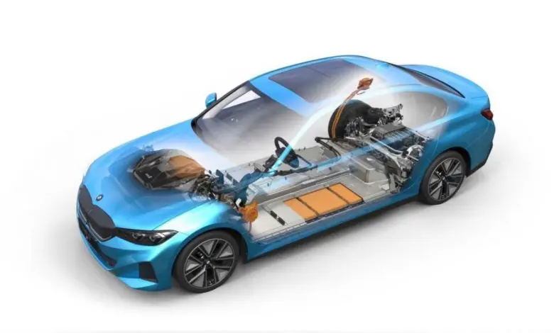 Primul BMW Seria 3 electric, creat special pentru China: noul BMW i3 eDrive35L