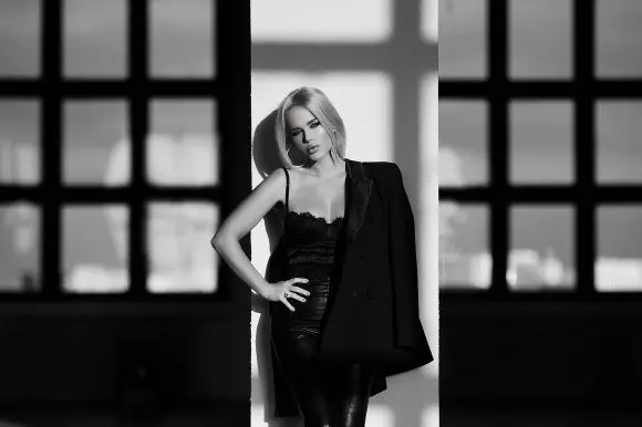 Dr. Laura Mocanu: „Frumusețea din ziua de astăzi nu mai are nicio legătură cu vârsta biologică”