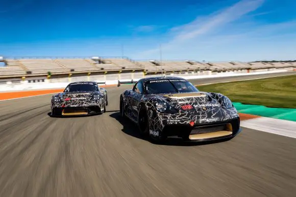 Porsche 718 Cayman GT4 ePerformance dezvăluie potențialul Mission R