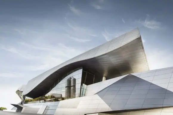 Creştere puternică a veniturilor şi a marjei în urma consolidării complete a joint-venture-ului din China