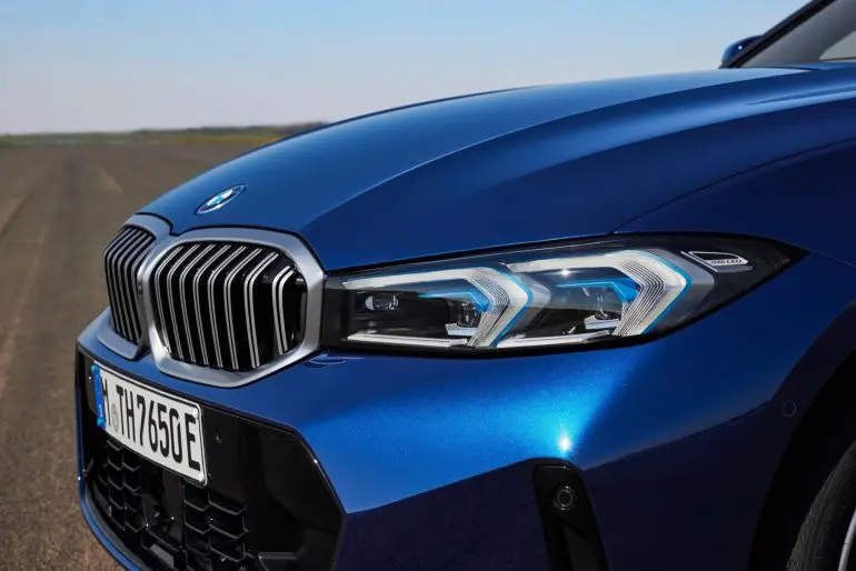  Noile BMW Seria 3 Sedan şi BMW Seria 3 Touring