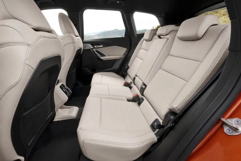 Noile BMW X1 şi BMW iX1