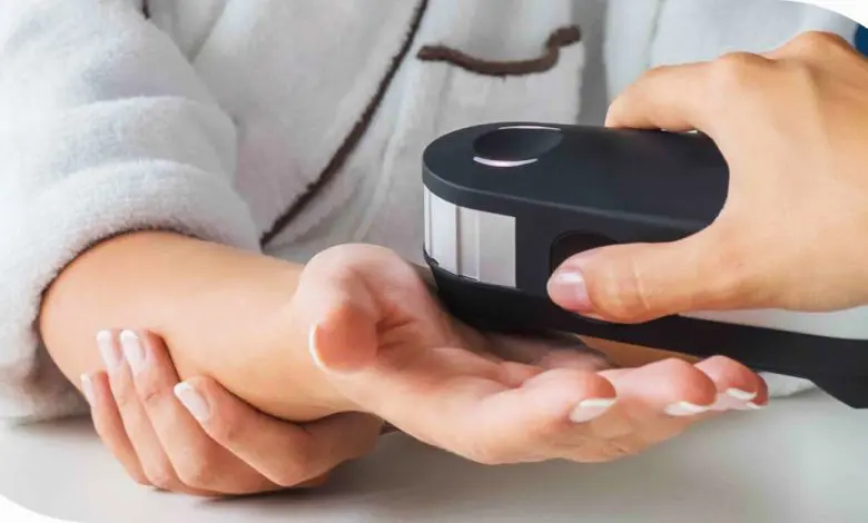 Top Line a lansat SO/CHECK – o tehnologie de diagnosticare prin atingerea pielii