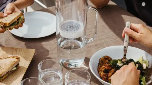 Waterdrop lansează carafa filtrantă LUCY Clarity – modalitatea prin care poți consuma mai multă apă proaspătă