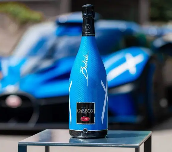 Bugatti a dezvăluit o șampanie inspirată de Bolide