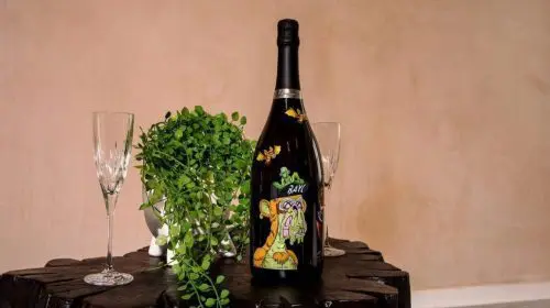 Cea mai scumpă sticlă de șampanie din lume a fost vândută cu 2,5 milioane de dolari