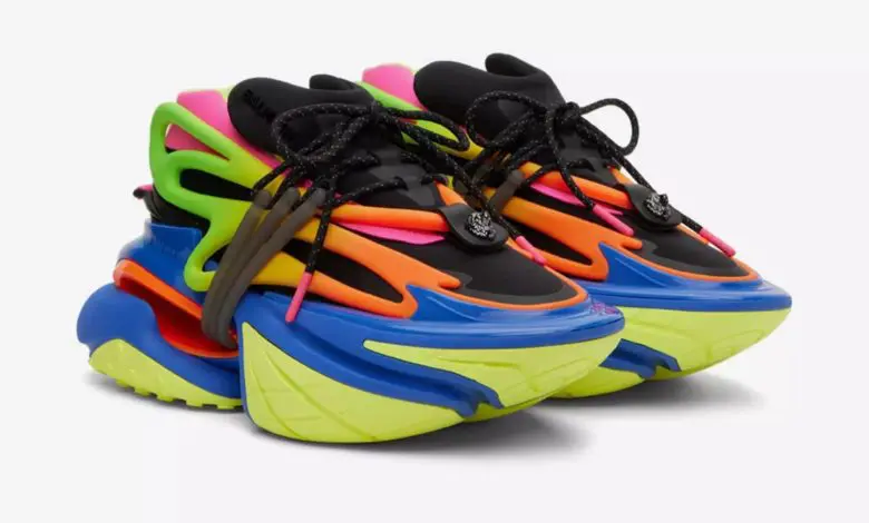 Balmain mizează pe volum cu noul model de încălțăminte