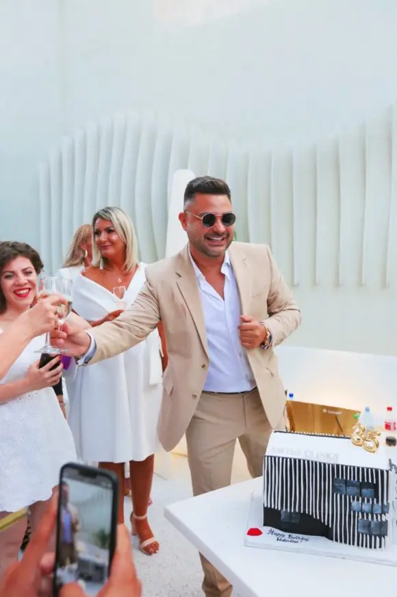 Fondatorul clinicii Swiss, Valentin Burada și-a serbat ziua de naștere în cadrul unui eveniment exclusivist din Capitală