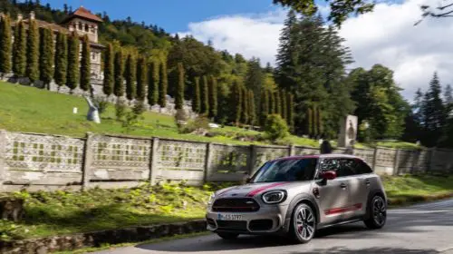 GALERIE FOTO: MINI John Cooper Works în vizită la MIMI şi Engage Engineering
