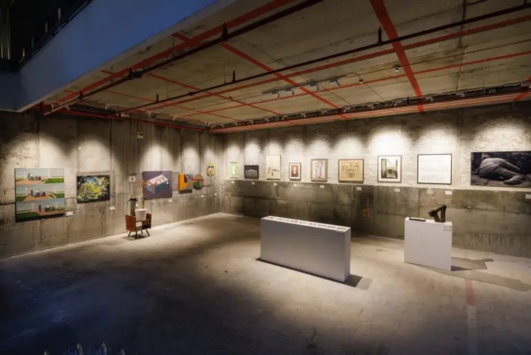 Licitație și Expoziție Ans Azura cu focus pe artiști români din perioada avangardei și post-modernismului