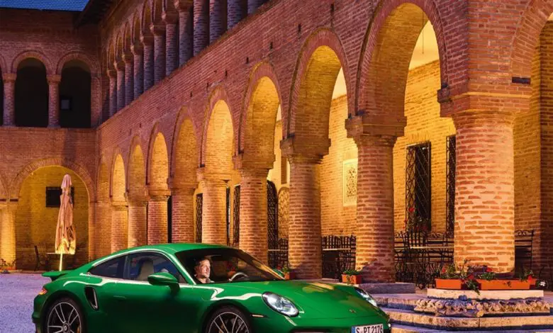 Vernisajul Dreamers.On. by Porsche, impact major la Art Safari în București