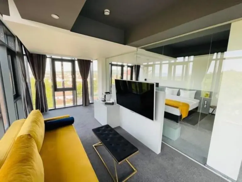 Premier Hospitality: Investiţie românească în turismul din Hunedoara cu o valoare de 6,5 milioane de euro în Werk Hotel & Spa, cel mai nou hotel de 4 stele  